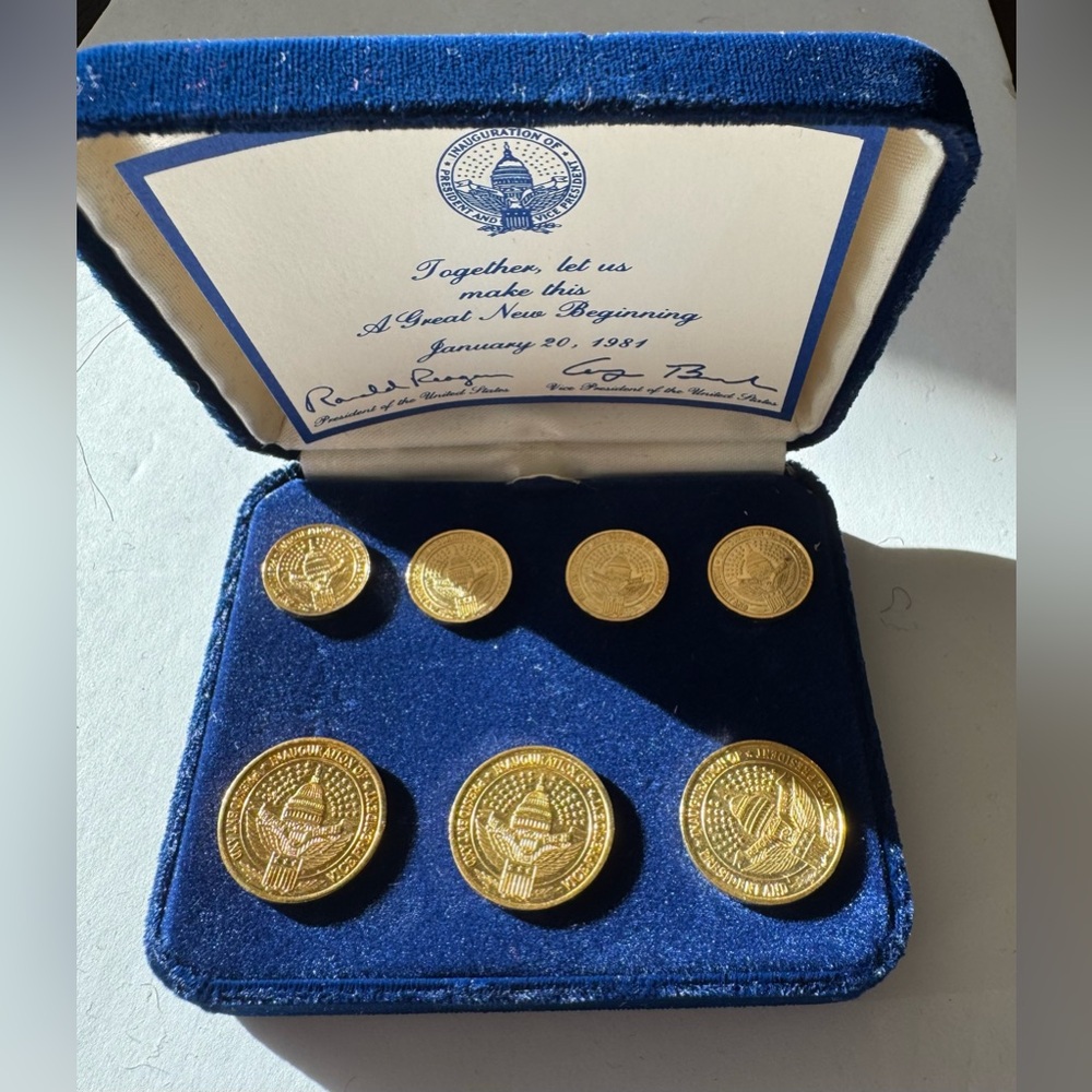 1981 Ronald Reagan Inauguration Blazer Button Set
